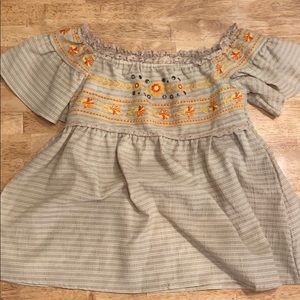 Altar’d state off the shoulder embroidery top